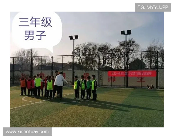 上虞足球明星潘的成长之路与梦想追逐的精彩故事 上虞足球明星潘的成长之路与梦想追逐的精彩故事