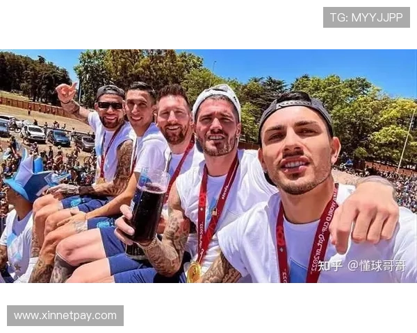 与足球明星的合拍之旅:探索他们背后的故事与梦想 与足球明星的合拍之旅:探索他们背后的故事与梦想