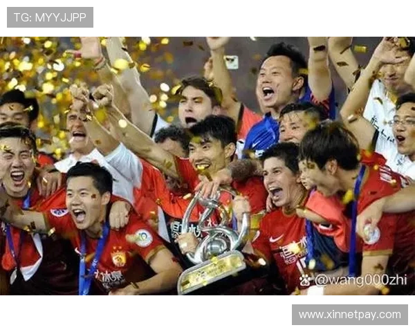 从贫民窟到绿茵场的传奇之路:一位足球明星的奋斗故事 从贫民窟到绿茵场的传奇之路:一位足球明星的奋斗故事