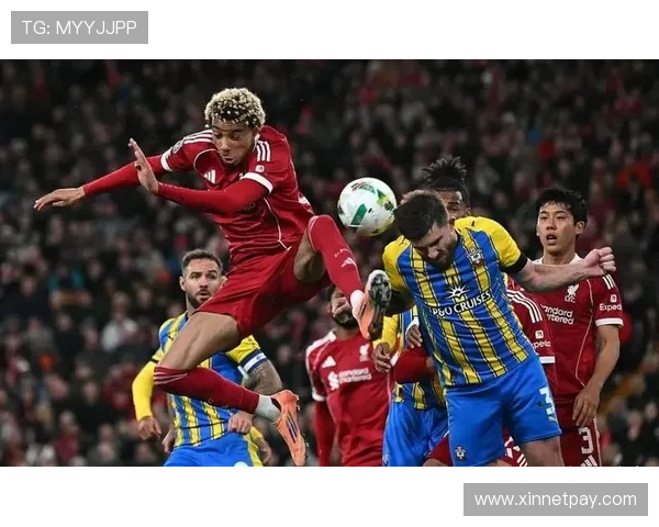 史上最意外的足球明星逆袭排名揭晓你绝对想不到的黑马球员们